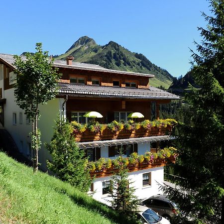 Hotel Sonnalpen Damuels Bagian luar foto