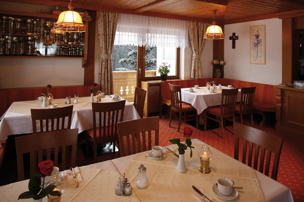 Hotel Sonnalpen Damuels Bagian luar foto