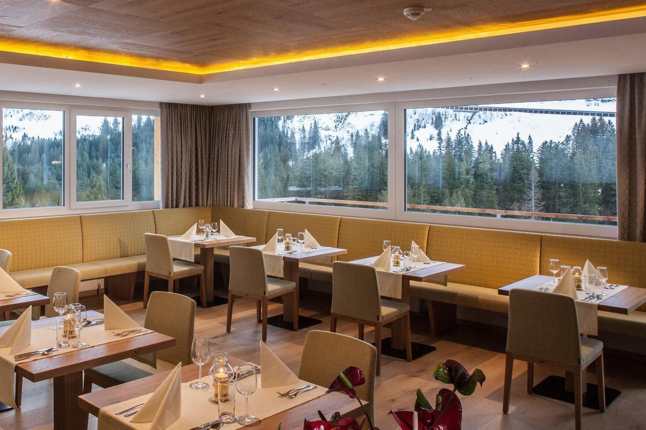 Hotel Sonnalpen Damuels Bagian luar foto