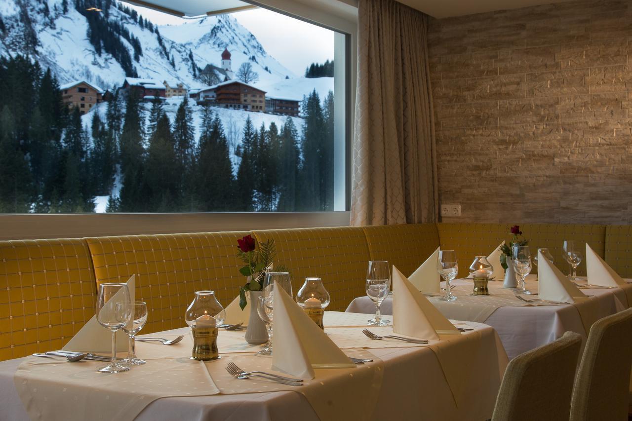 Hotel Sonnalpen Damuels Bagian luar foto